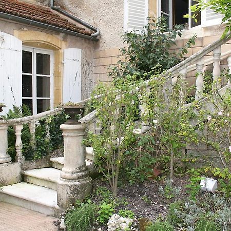 Le Tabellion Bed and Breakfast Noyers-sur-Serein Exteriör bild