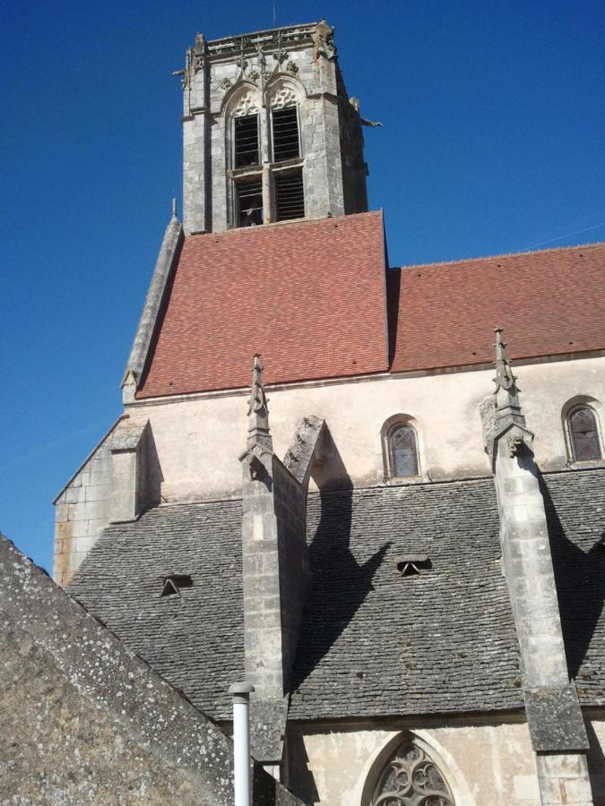 Le Tabellion Bed and Breakfast Noyers-sur-Serein Exteriör bild